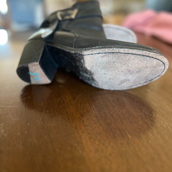 Frye Malorie Ankle Boots - Picture 7 of 9